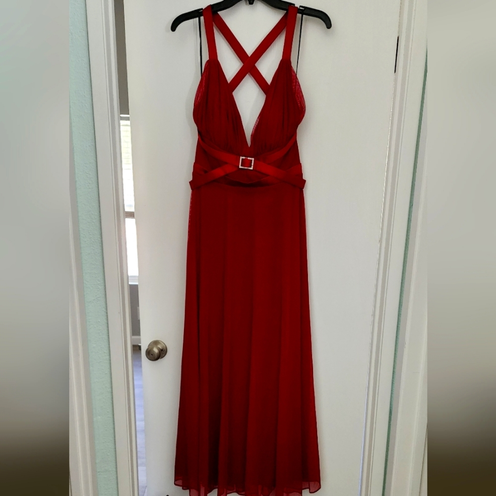 Women's strappy formal gown wine red with rhinestones and open criss-cro…